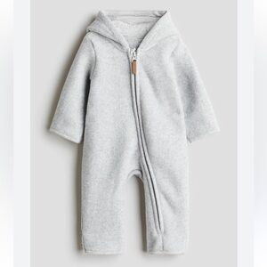 H&M HOODED FLEECE JUMPSUIT Size 3 months